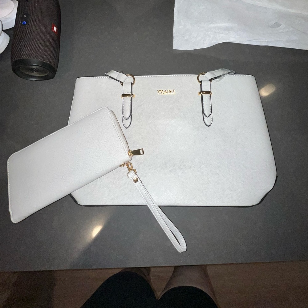 Tote With Matching Clutch Set NWT